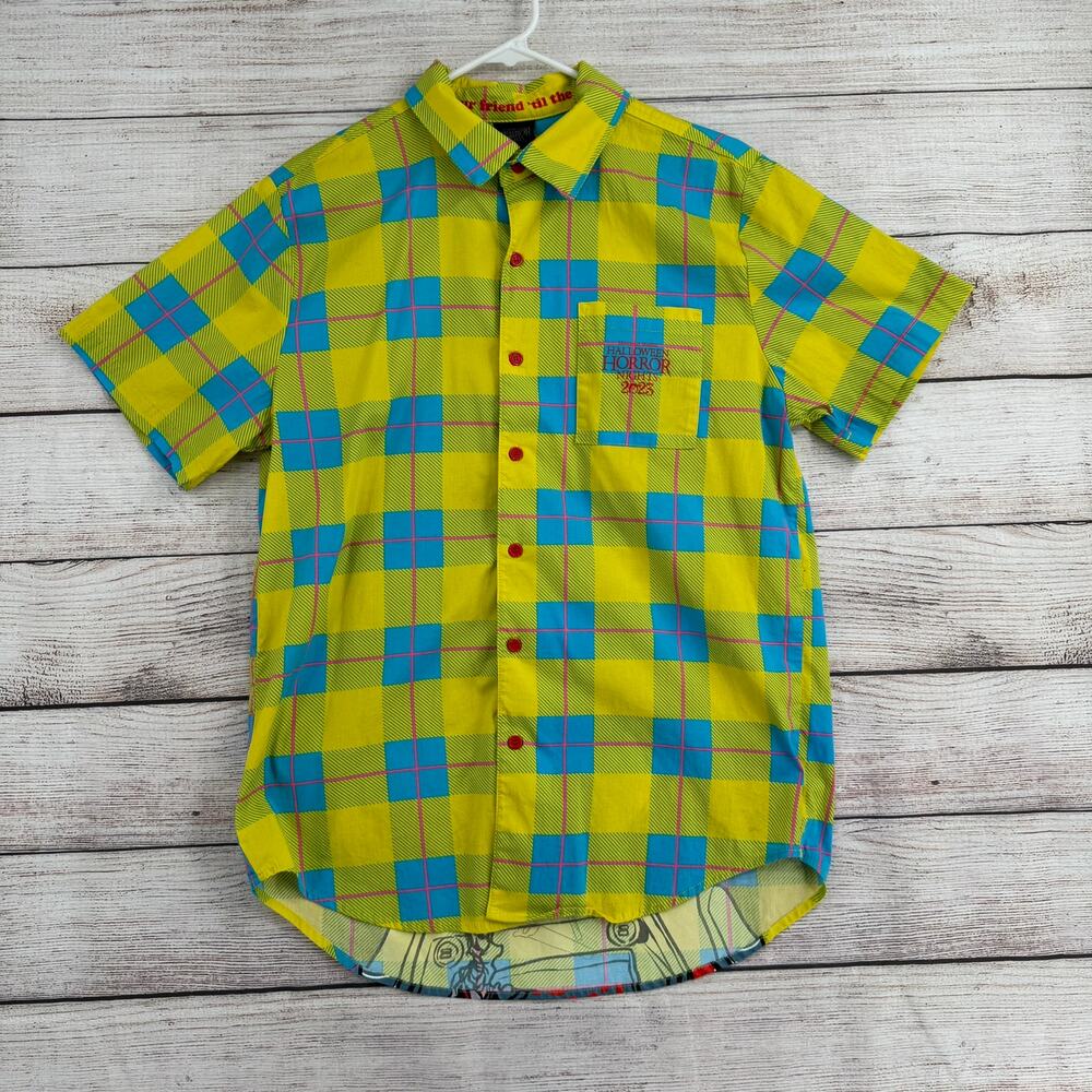 Halloween Horror Nights 2023 Childs Play‎ Button Down Shirt Mens L Yellow Blue